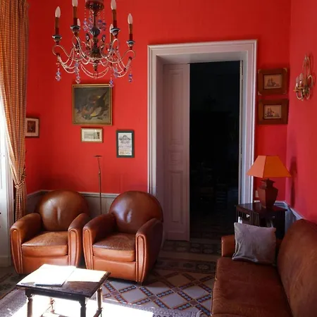 Сasa de vacaciones Charming House Near Saint-guilhem *